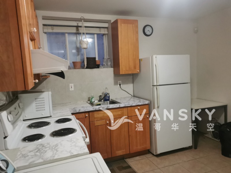 250725141357_B大 kitchen.jpg